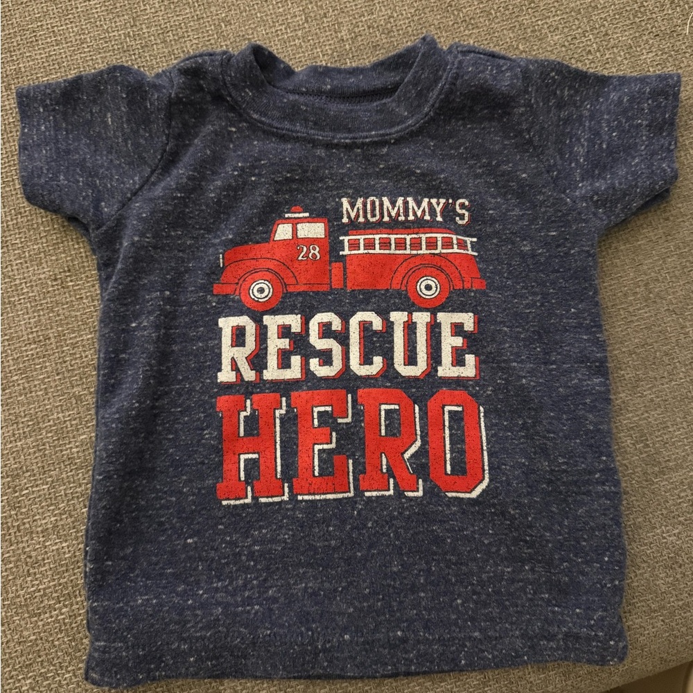 MOMMY’S RESCUE HERO FIRETRUCK TEE